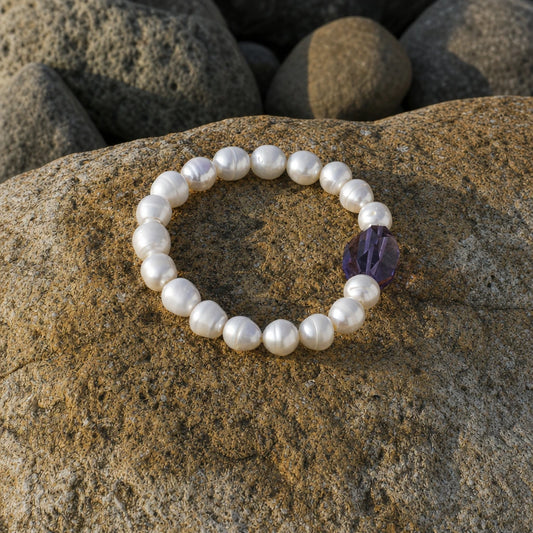 Close-up of Raw Amethyst & Freshwater Pearl Bracelet