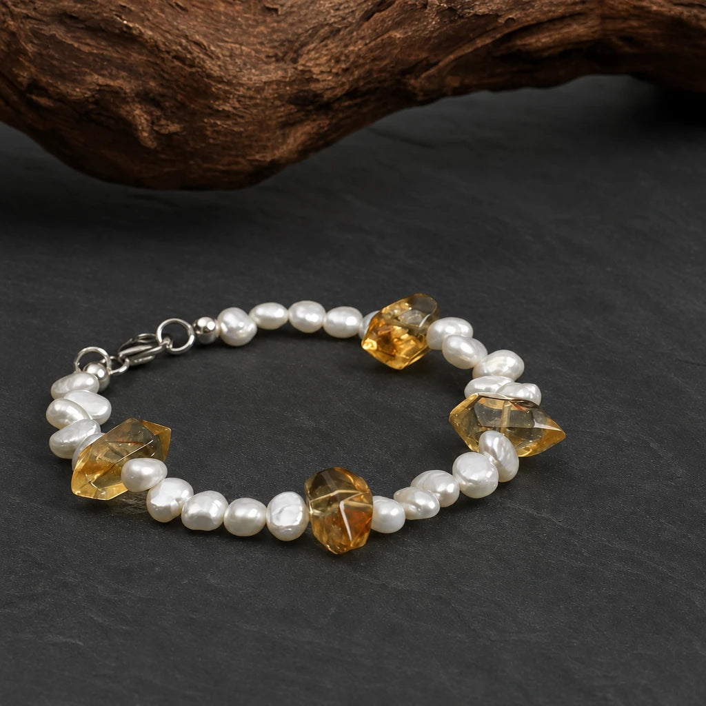 Golden Tower Quartz & Baroque Pearl Bracelet