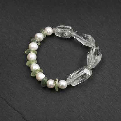 Green Crystal, Prehnite & Freshwater Pearl Bracelet