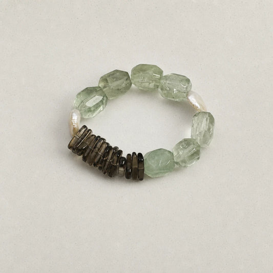 Green crystal, smoky quartz and baroque pearl bracelet product image